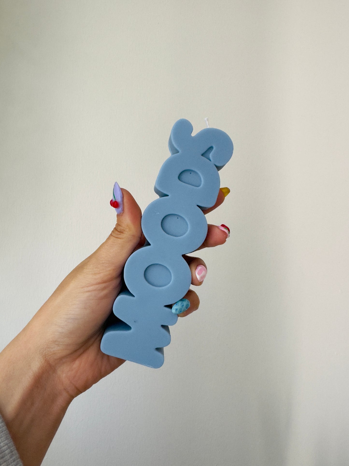 MOODS TYPO CANDLE