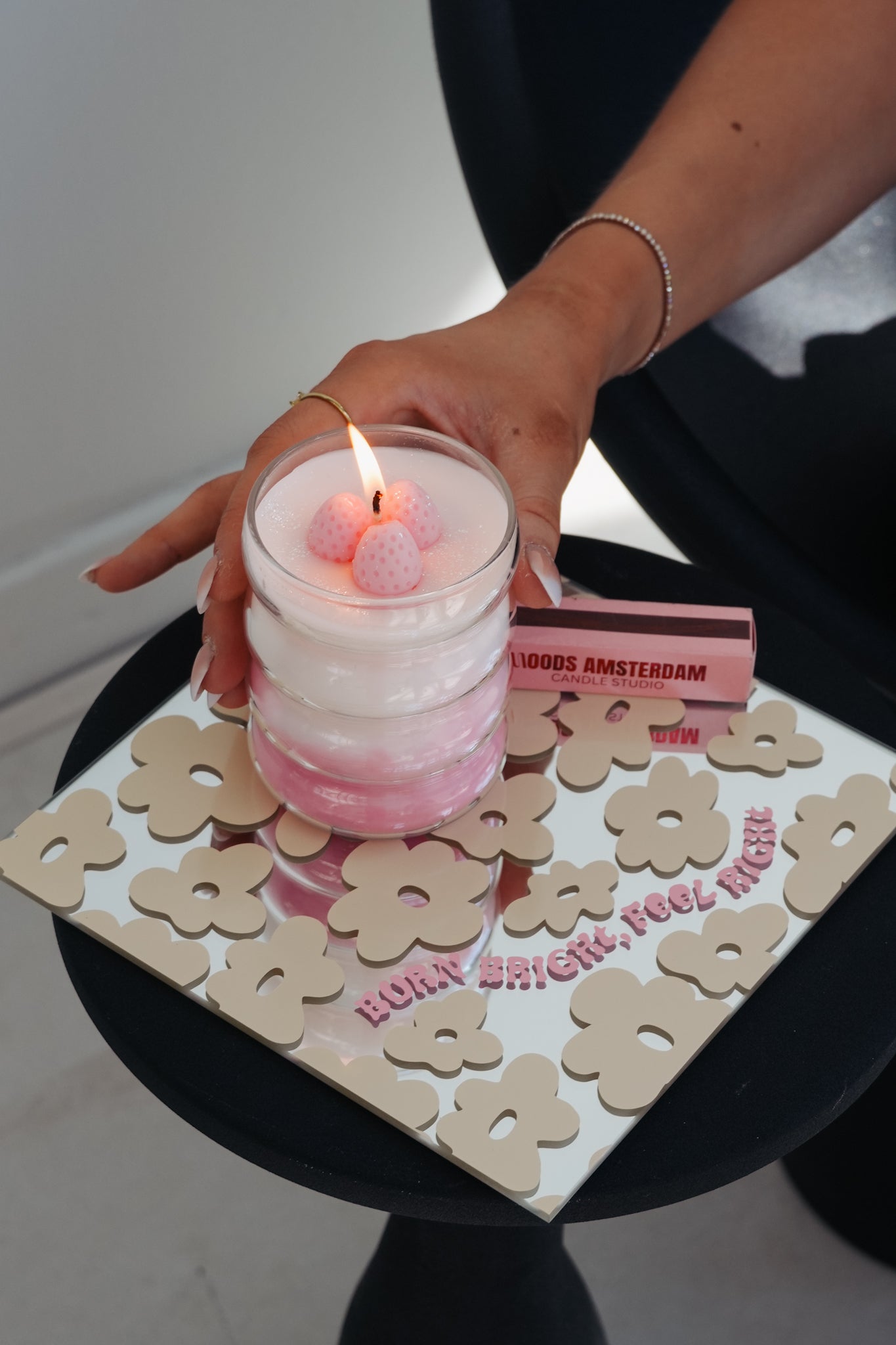 STRAWBERRY MILKSHAKE CANDLE