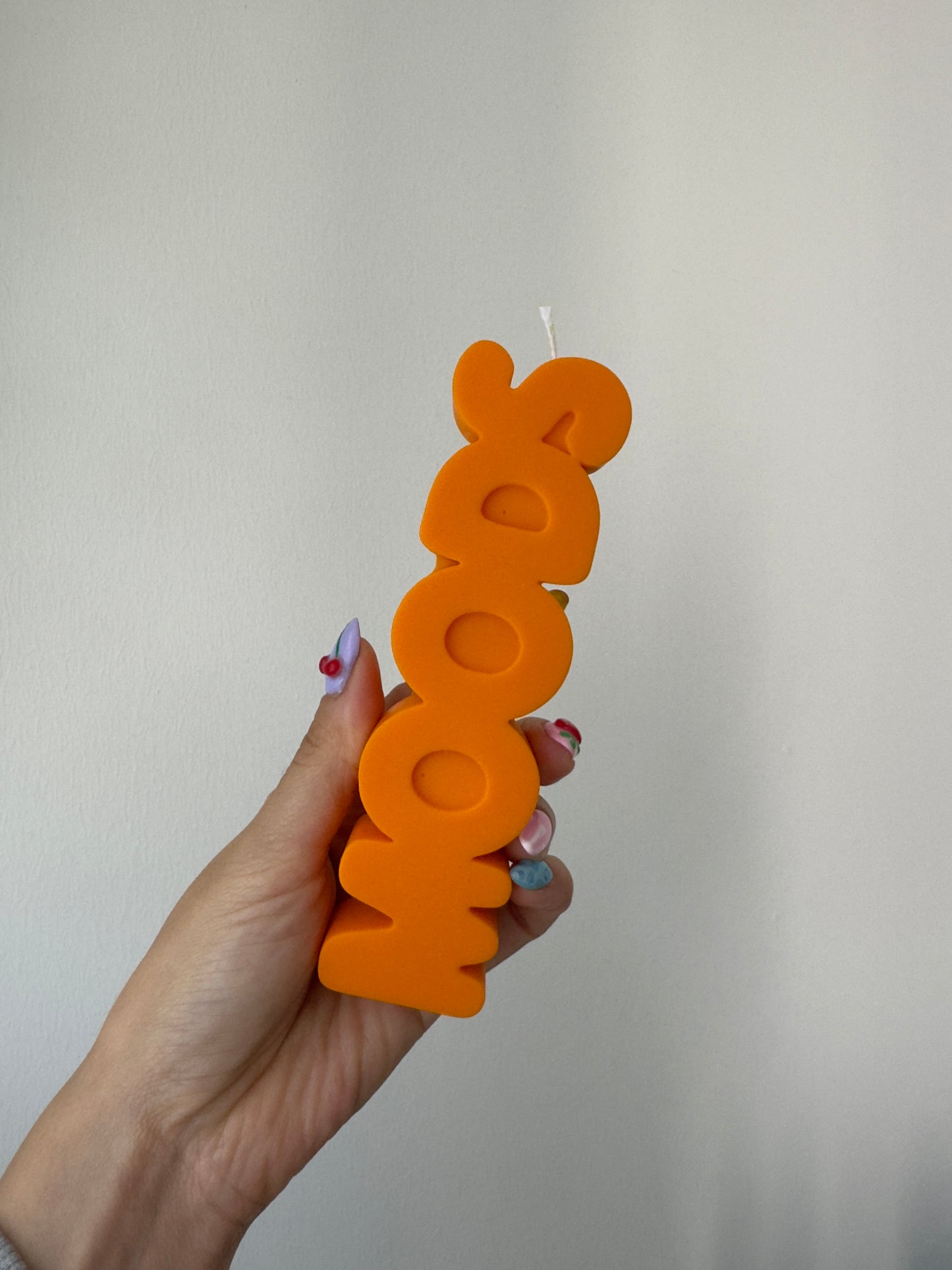 MOODS TYPO CANDLE