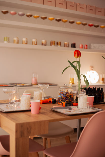 COCKTAIL CANDLE MAKING WORKSHOP + COCKTAIL/ MOCKTAIL INCLUDED